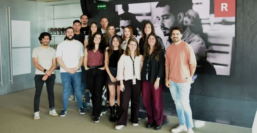 Alumnos visitan Redbility